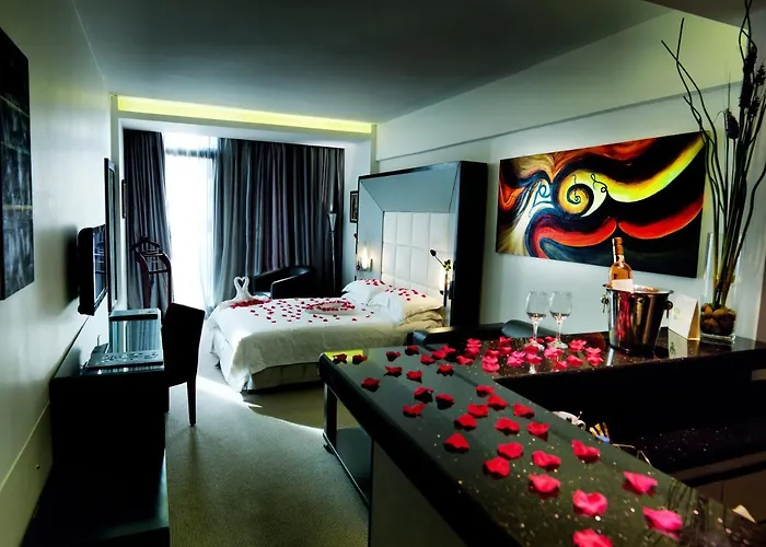 Wh Hotel