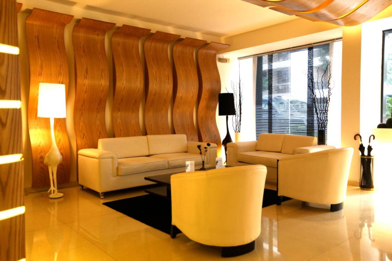 Wh Hotel 4*